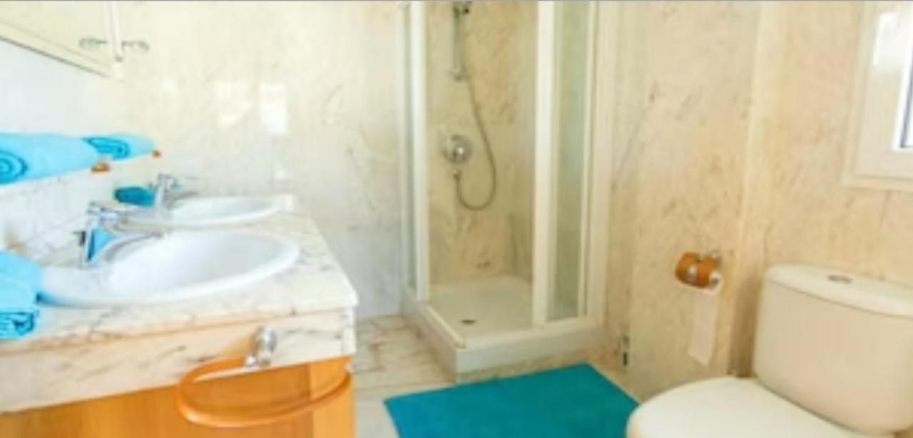 Espectacular Villa Puerto Marina Playa เบนัลมาเดนา ภายนอก รูปภาพ